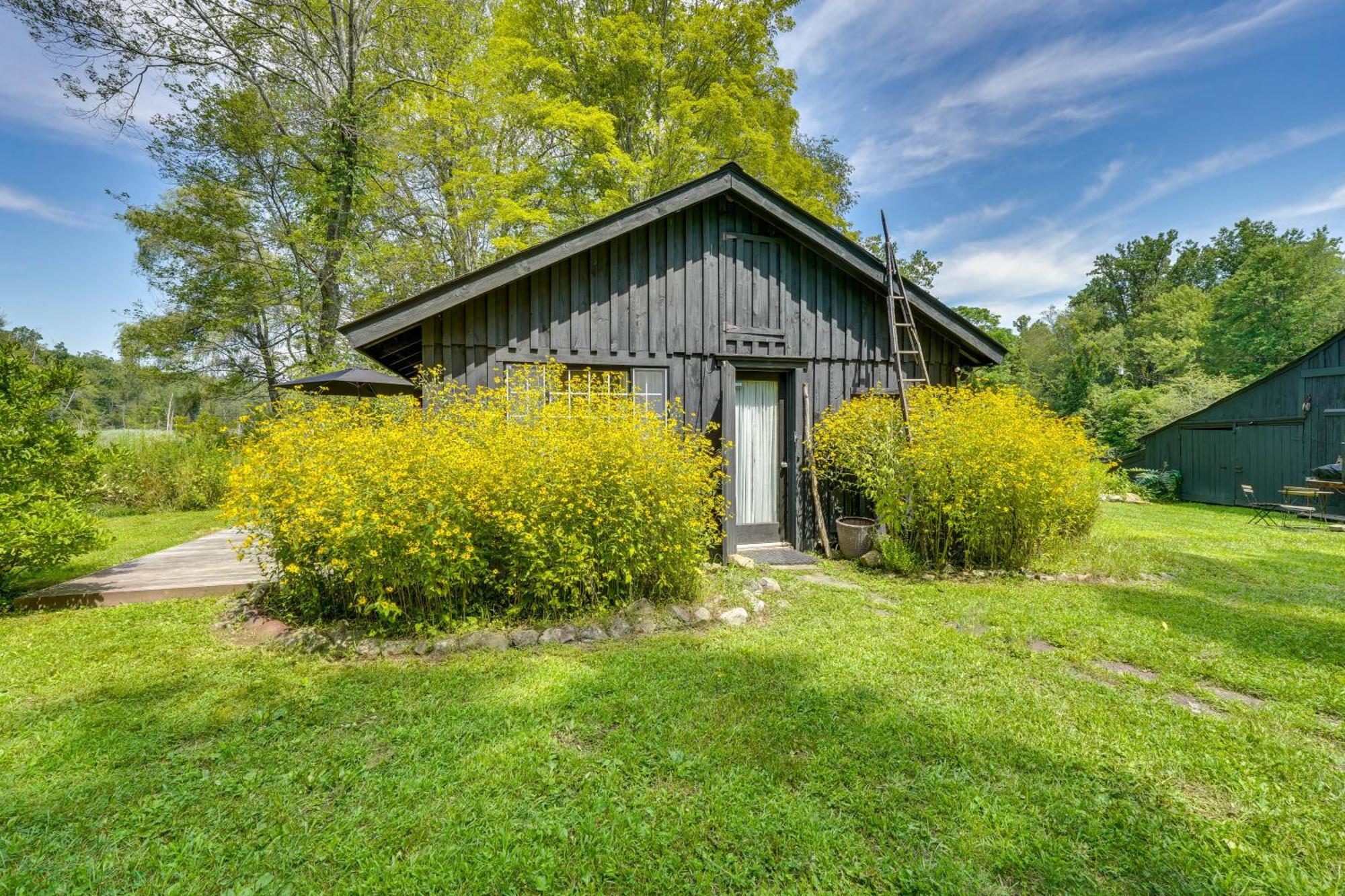 Highland 1850S Studio Barn On Sprawling 4 5 Acres! Apartment Exterior photo